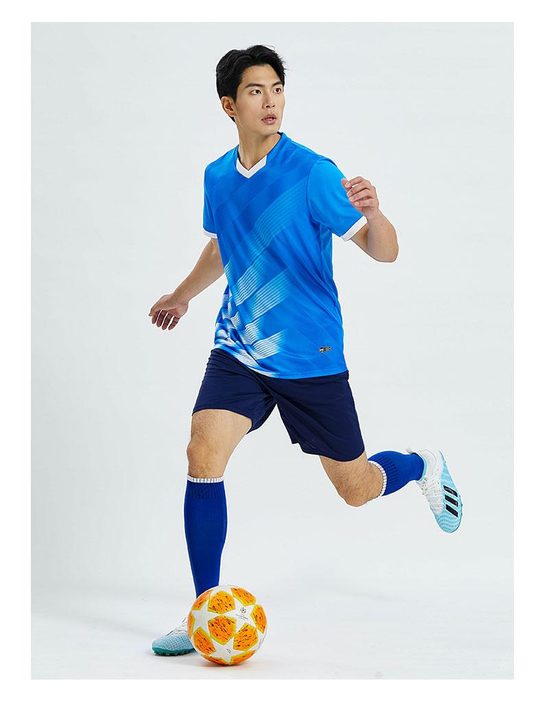 V-neck Short Sleeve Striped Soccer Jersey – MODEL 2