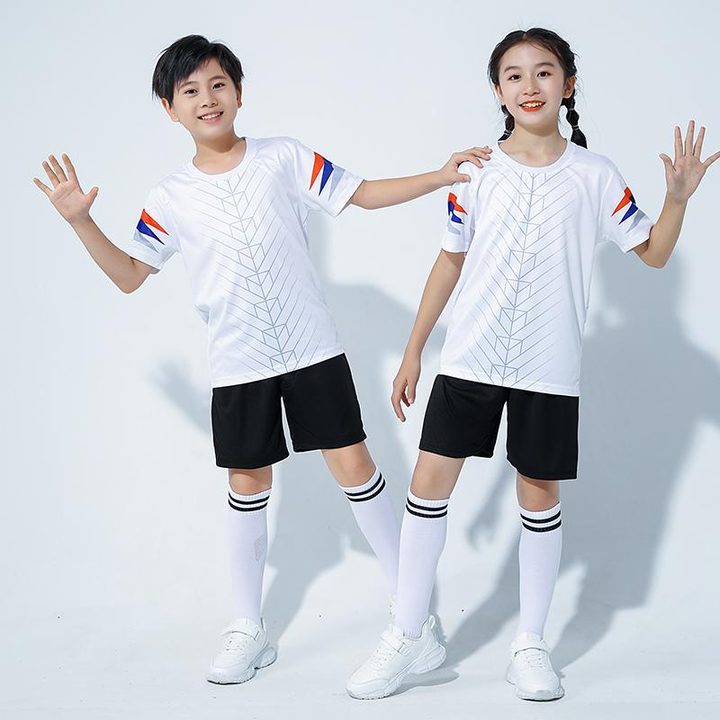 Maglia da calcio a maniche corte con girocollo con righe – MODEL 2