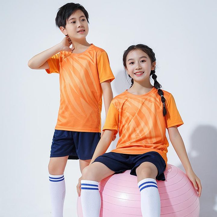 Maglia da calcio a maniche corte con girocollo con righe – MODEL 2