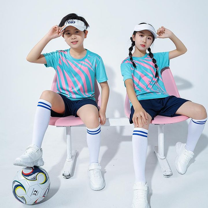Maglia da calcio a maniche corte con girocollo con righe – MODEL 6