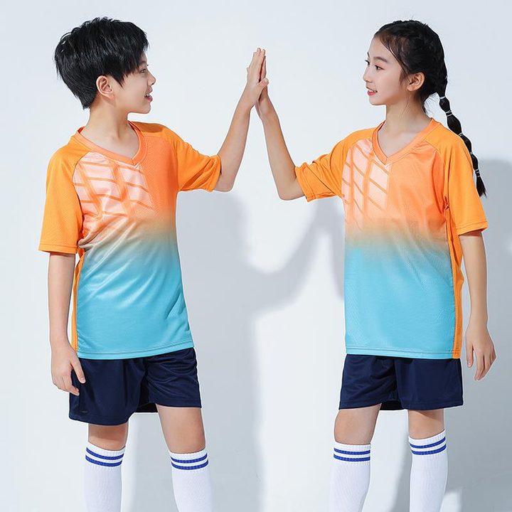 Maglia da calcio a maniche corte con scollo a V con righe – MODEL 3