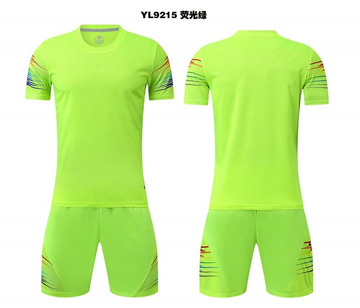 Kurzarm-Fußballtrikot mit Rundhalsausschnitt und Streifen – COMBO 4