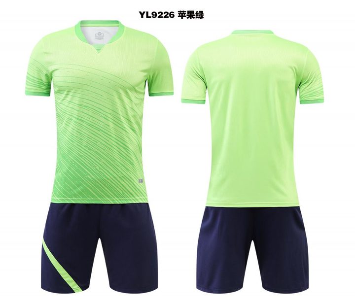 Kurzarm-Fußballtrikot mit V-Ausschnitt – COMBO 5