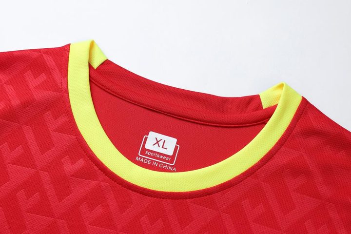 Crew-neck Short Sleeve Striped Soccer Jersey – DETAIL 1